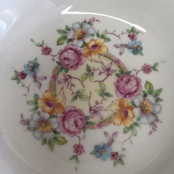 6 Shabby Chic Floral Gold Rimmed Small Bowls - Picture 4 of 7